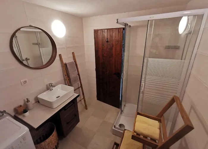 Apartments Malic Pridraga