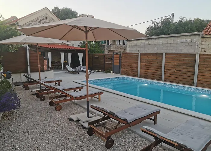 Malic Διαμέρισμα *