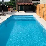 Apartments Malic Apartman Pridraga